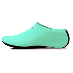 Fashion Unisex Outdoor Beach Sandals Soft Plush Slides Flats Non-Slip Shoes.